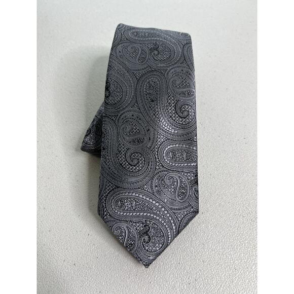 Michael Kors Gray Classic Paisley Pattern Tie NWOT - Picture 1 of 6